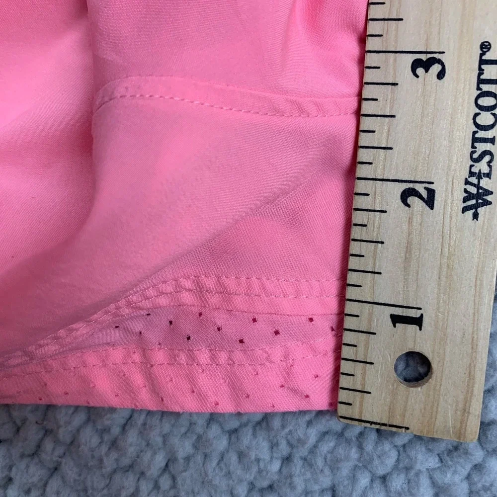 Under Armour Fly By 2.0 Shorts Womens XS Pink HeatGear‎ Loose Running Athletic